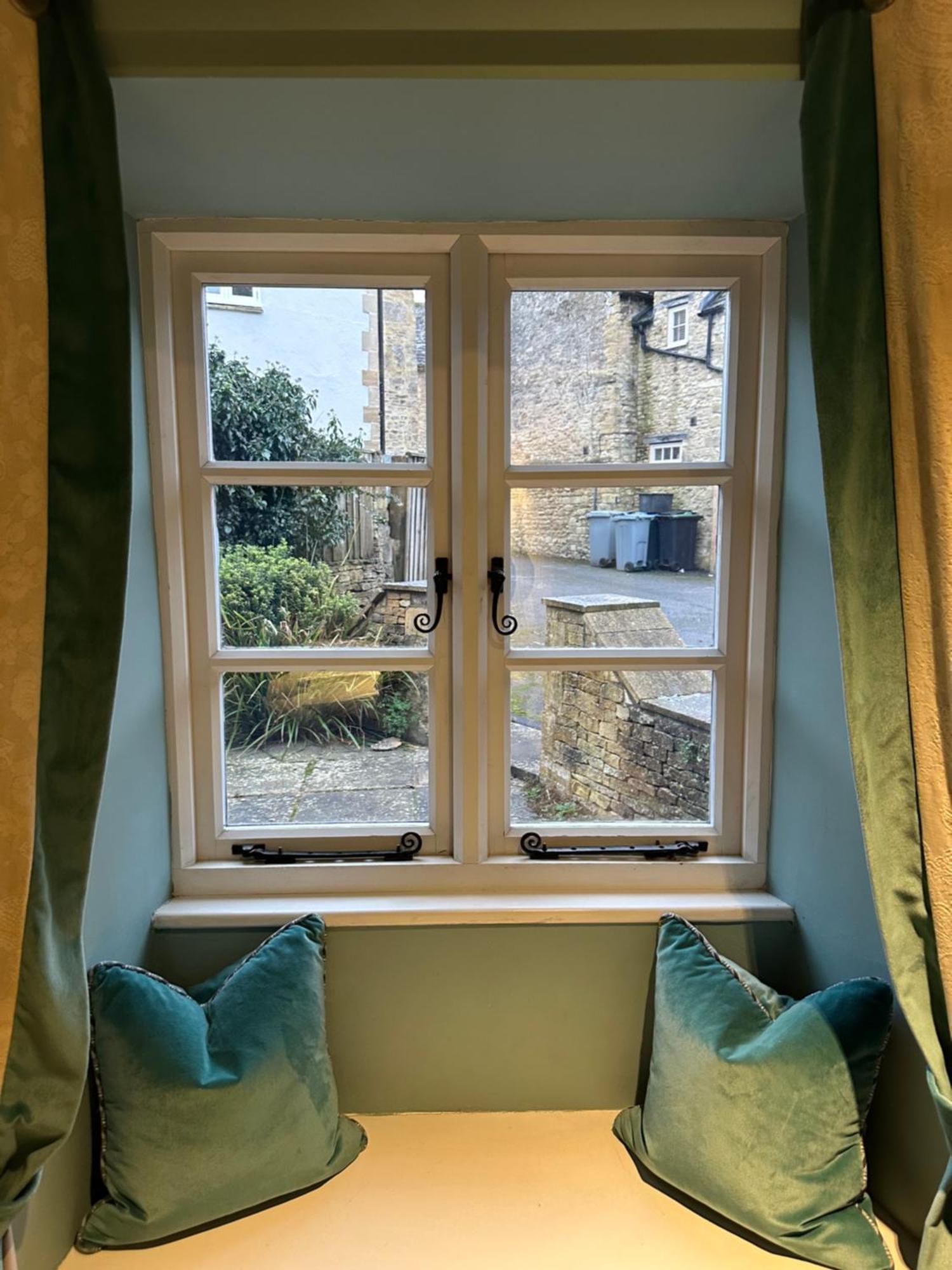 The Golden Pheasant 3*