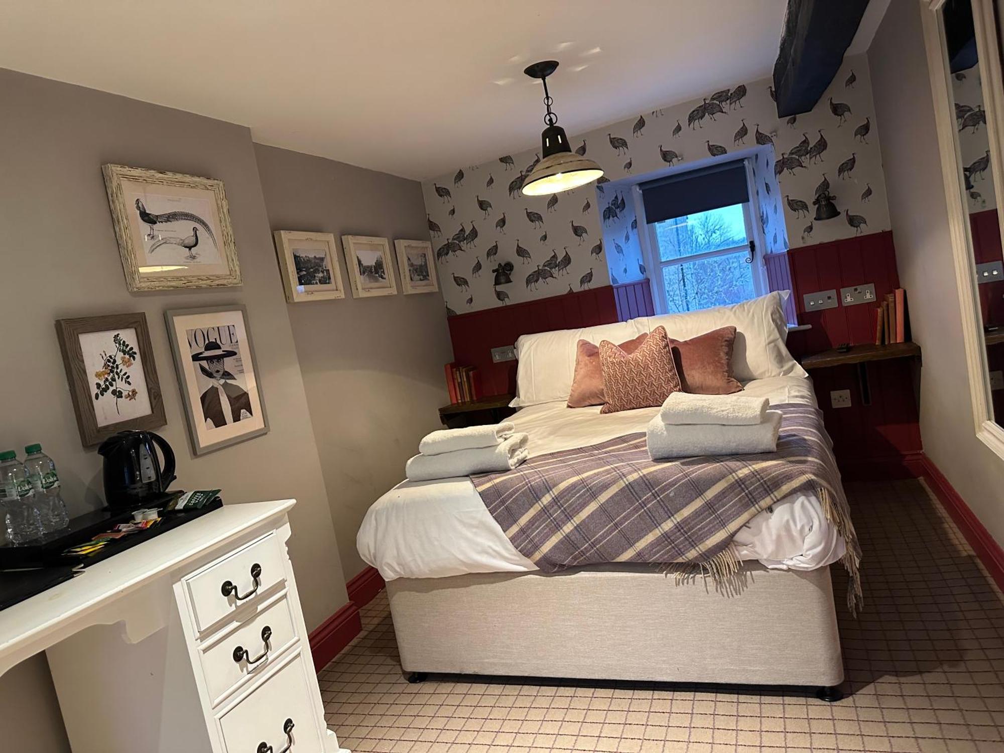 Hotel The Golden Pheasant 3*